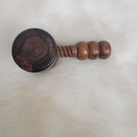 Vintage Wooden Twist Screw Nutcracker - Picture 2 of 3